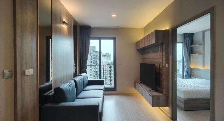 For sale 2 bed condo in Huai Khwang, Bangkok