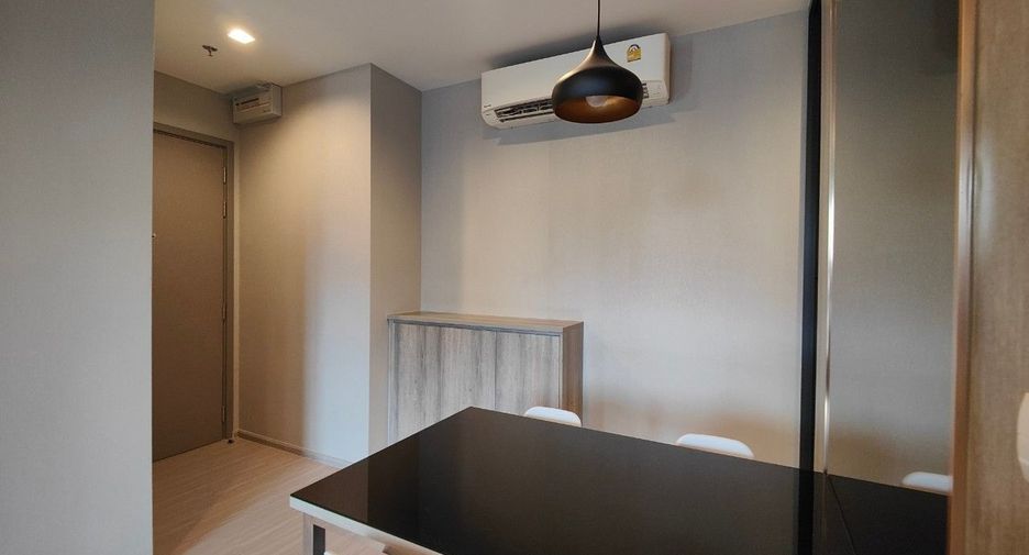 For sale 2 bed condo in Huai Khwang, Bangkok