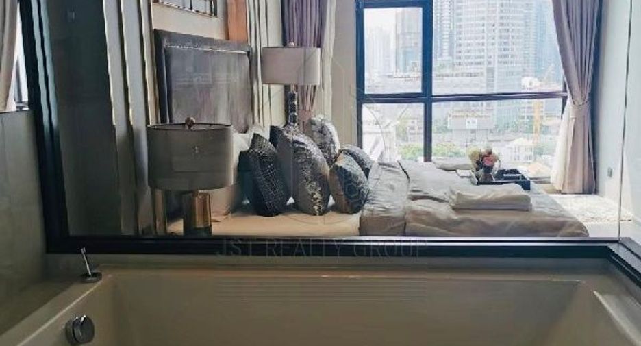 Wohnung zur Miete und zum Kauf mit 2 Zimmer in Watthana, Bangkok