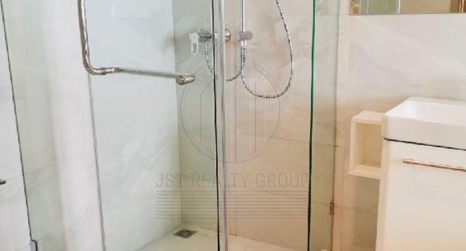 Wohnung zur Miete und zum Kauf mit 2 Zimmer in Watthana, Bangkok