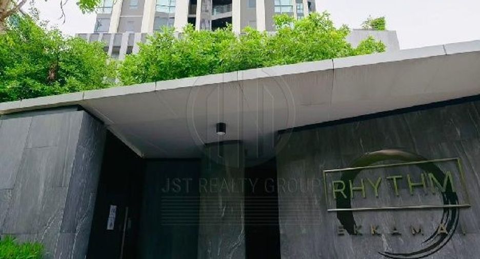 Wohnung zur Miete und zum Kauf mit 2 Zimmer in Watthana, Bangkok
