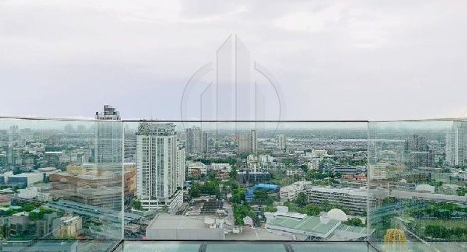 Wohnung zur Miete und zum Kauf mit 2 Zimmer in Watthana, Bangkok