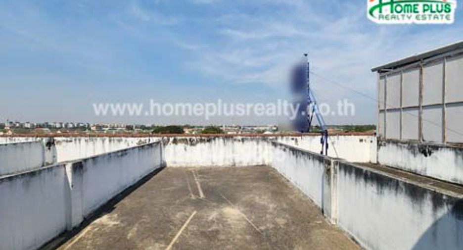 For sale retail Space in Lam Luk Ka, Pathum Thani
