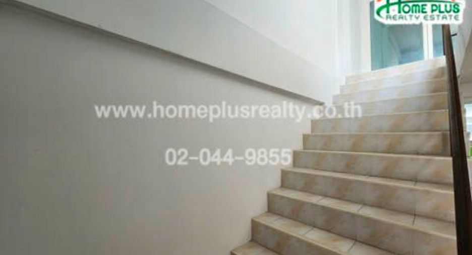For sale retail Space in Lam Luk Ka, Pathum Thani