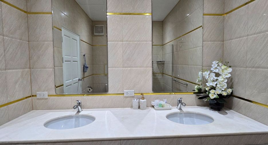 Продажа 2 спальни таунхаус в Мыанг Районг, Районг