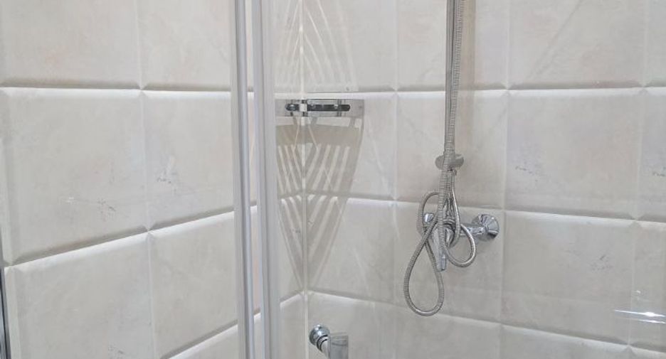 Продажа 2 спальни таунхаус в Мыанг Районг, Районг