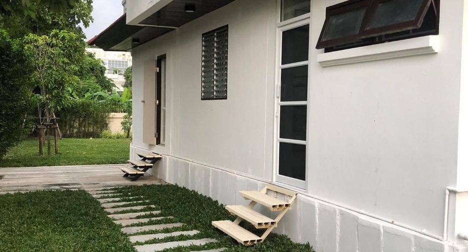 出租 4 卧室 独立屋 在 Bang Na, 曼谷