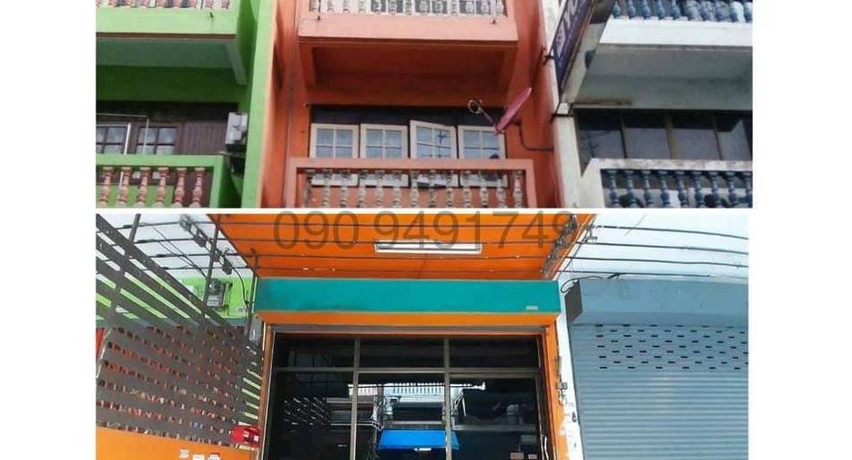 For sale 2 Beds townhouse in Bang Khae, Bangkok