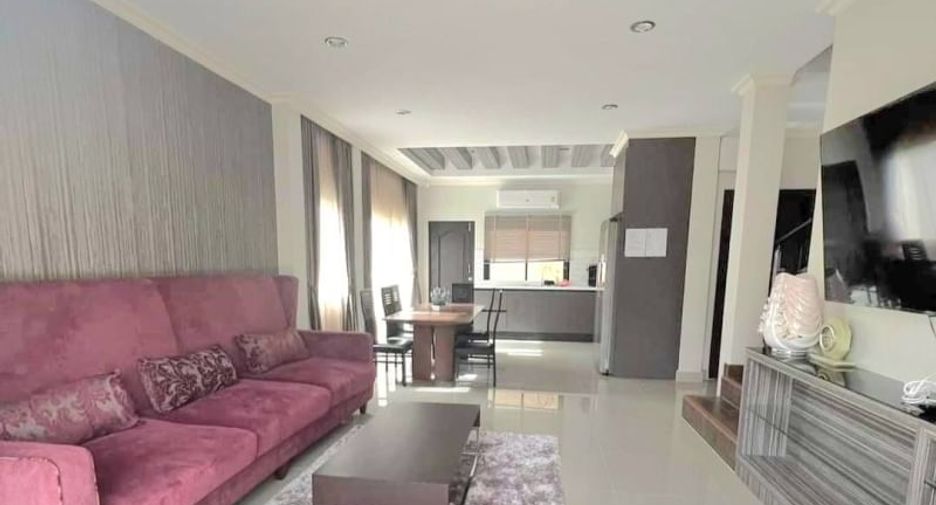 For rent 4 bed villa in Huay Yai, Pattaya