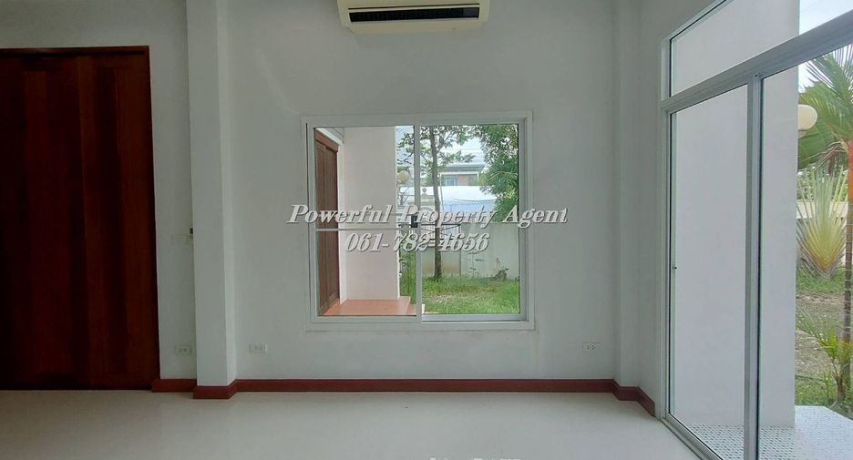 For rent and for sale 4 bedrooms house in Min Buri, Bangkok