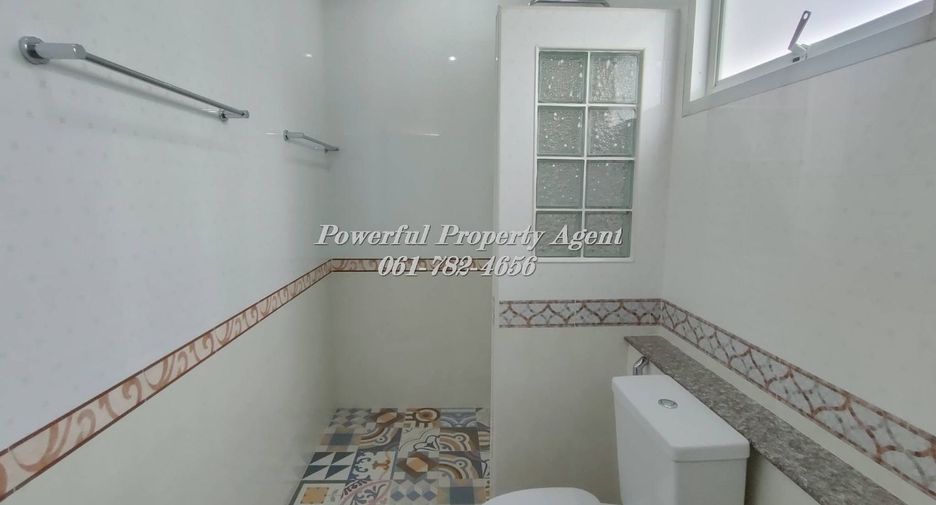For rent and for sale 4 bedrooms house in Min Buri, Bangkok
