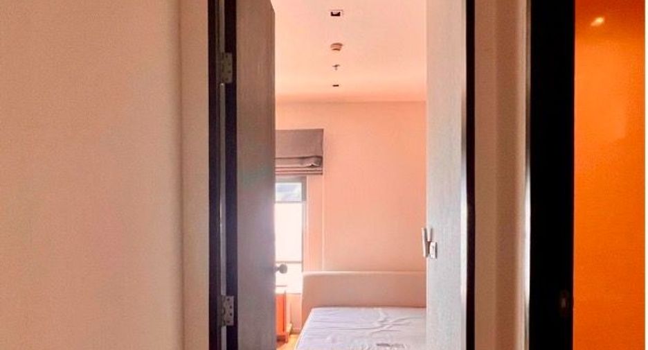 Haus zur Miete mit 3 Zimmer in Khlong Toei, Bangkok