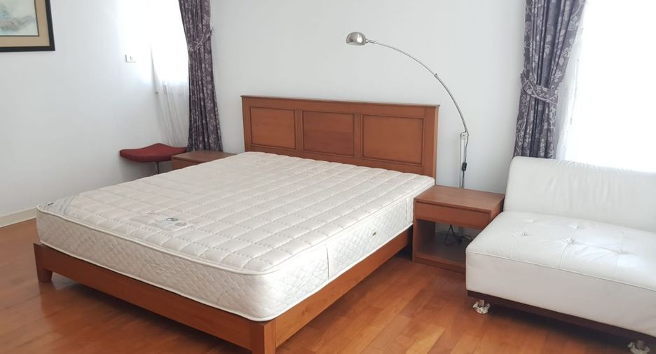 Condo en venta de 2 habitaciones en Khlong Toei, Bangkok