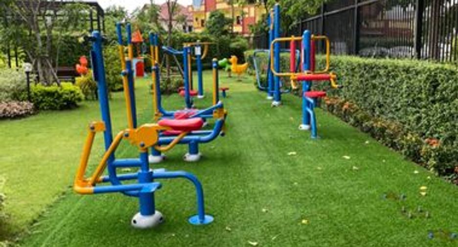 For sale 1 bed condo in Bang Khen, Bangkok