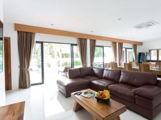 For sale and for rent 4 bed villa in Mueang Krabi, Krabi