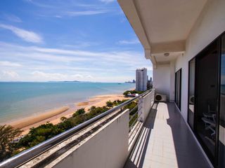 For sale 3 bed condo in Na Jomtien, Pattaya