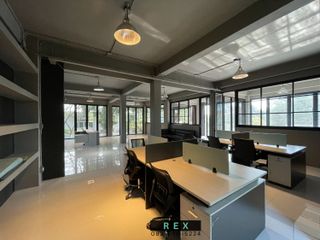 For rent 4 bed office in Chatuchak, Bangkok