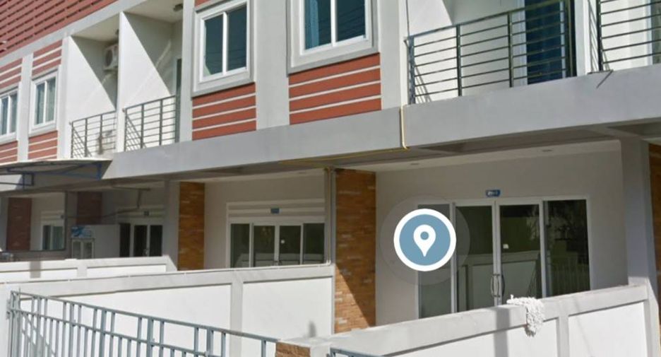 For sale 3 Beds townhouse in Mueang Nakhon Ratchasima, Nakhon Ratchasima