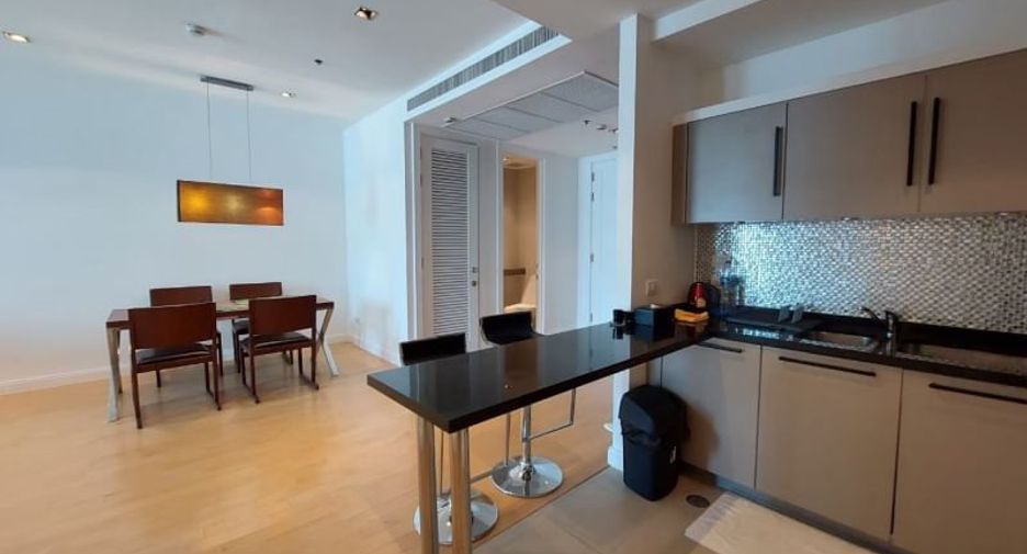 For rent 2 ベッドルーム condo in Pathum Wan, Bangkok