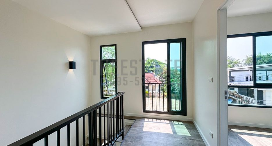 For rent and for sale 4 bedrooms house in Mueang Chiang Mai, Chiang Mai