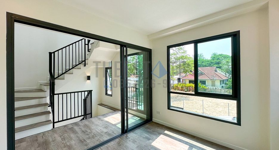 For rent and for sale 4 bedrooms house in Mueang Chiang Mai, Chiang Mai
