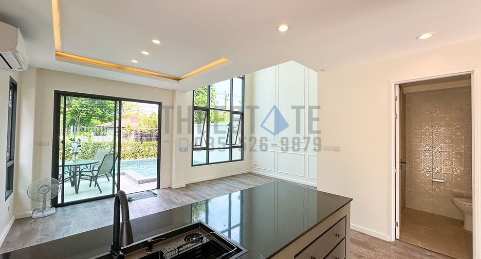 For rent and for sale 4 bedrooms house in Mueang Chiang Mai, Chiang Mai