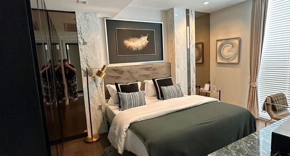 For rent そして for sale 2 Beds condo in Sathon, Bangkok