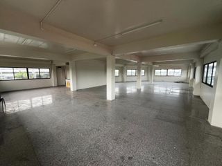 For rent 3 Beds warehouse in Taling Chan, Bangkok