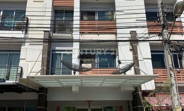 ขาย 5 ห้องนอน ทาวน์เฮ้าส์ ใน ประเวศ, กรุงเทพฯ