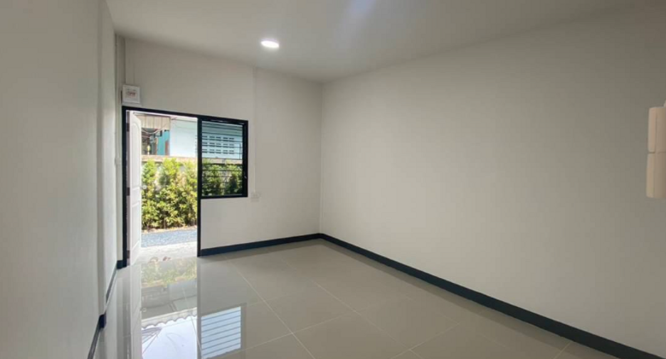 For sale 7 bed apartment in Mueang Chiang Mai, Chiang Mai