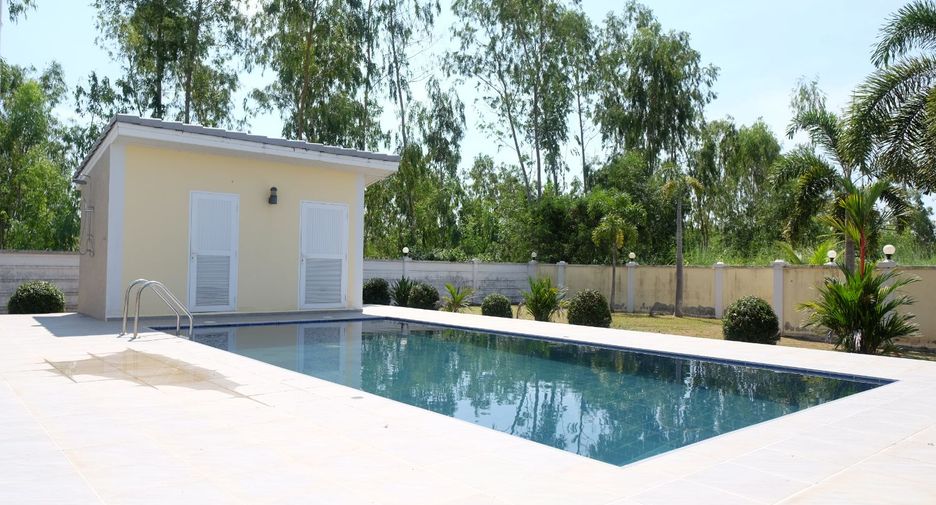 For sale 3 bedrooms house in Klaeng, Rayong