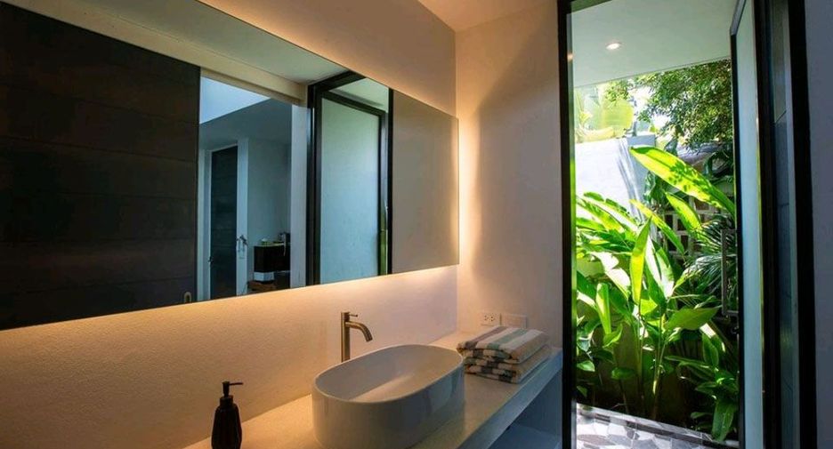 À louer 4 chambres villa à Ko Samui, Surat Thani