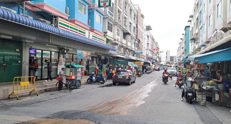 For sale 2 bedrooms condo in Bang Sue, Bangkok