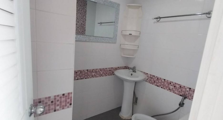 For sale 2 bedrooms condo in Bang Sue, Bangkok