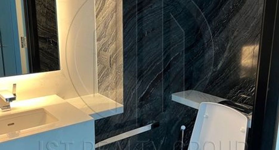 For sale 2 bedrooms condo in Bang Kho Laem, Bangkok