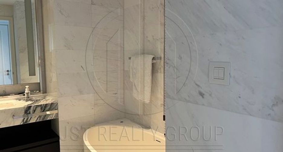 For sale 2 bedrooms condo in Bang Kho Laem, Bangkok