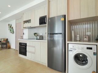 For sale 2 ベッドルーム condo in Bang Lamung, Chonburi