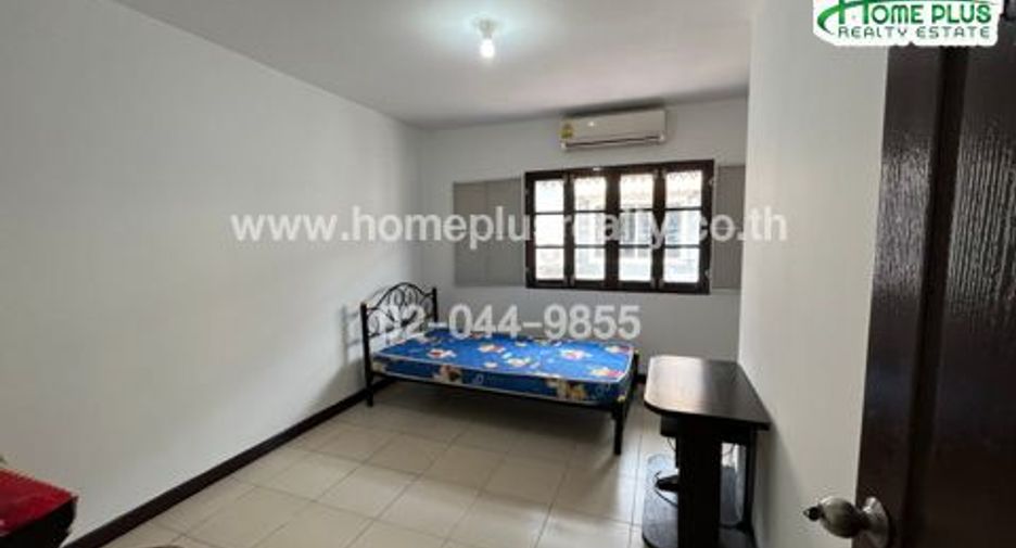 For sale 2 bedrooms townhouse in Khlong Sam Wa, Bangkok
