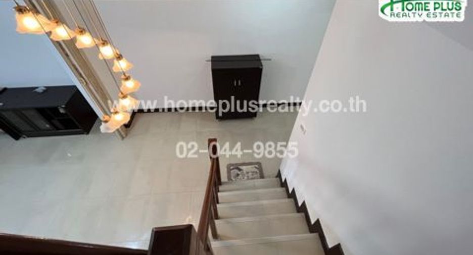 For sale 2 bedrooms townhouse in Khlong Sam Wa, Bangkok