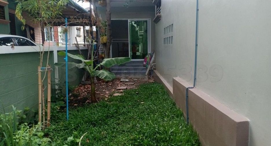 À vendre 4 chambres maison à Min Buri, Bangkok