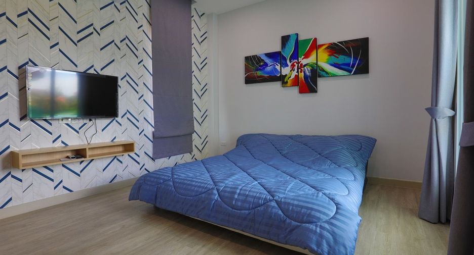 For rent 8 bedrooms villa in South Pattaya, Pattaya