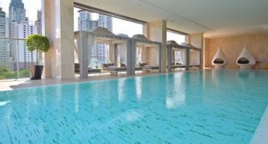 For sale 1 bed condo in Pathum Wan, Bangkok