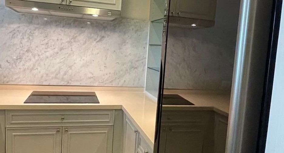 For sale 1 bed condo in Pathum Wan, Bangkok