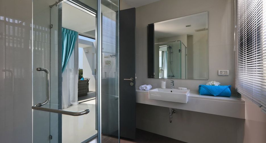 For sale 3 Beds townhouse in Thalang, Phuket