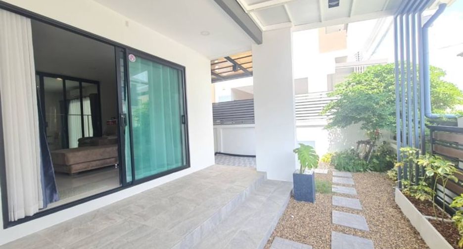 出售 3 卧室 独立屋 在 Mueang Chon Buri, Chon Buri