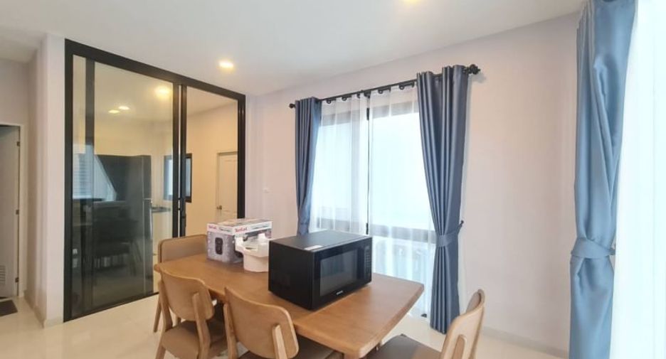 出售 3 卧室 独立屋 在 Mueang Chon Buri, Chon Buri