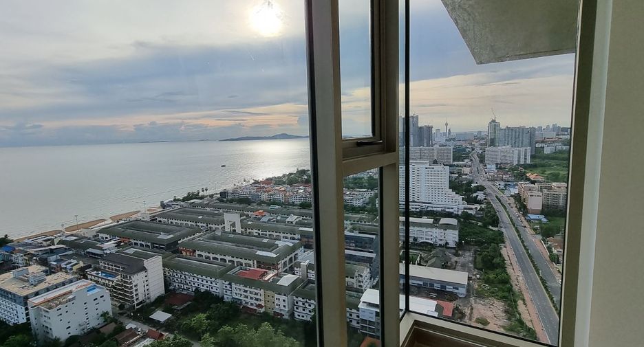 For sale 2 ベッドルーム condo in Bang Lamung, Chonburi