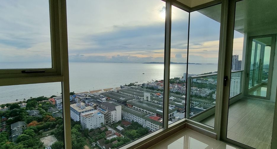 For sale 2 ベッドルーム condo in Bang Lamung, Chonburi