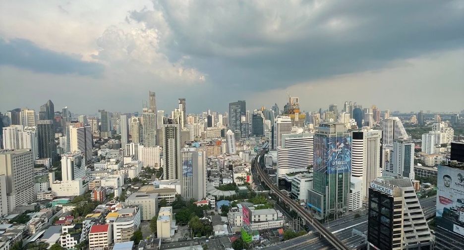 Condo en alquiler y en venta de 2 habitaciones en Pathum Wan, Bangkok