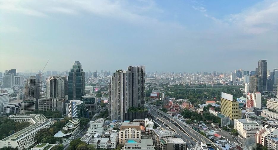 Condo en alquiler y en venta de 2 habitaciones en Pathum Wan, Bangkok